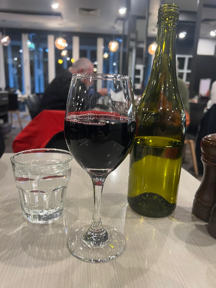 Shiraz, Rosco's @ Chevron