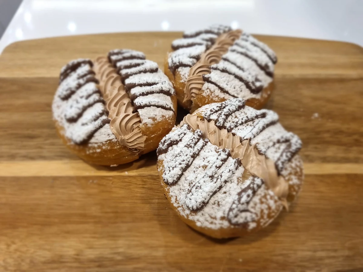 Highlights, Puffin Fresh Donuts