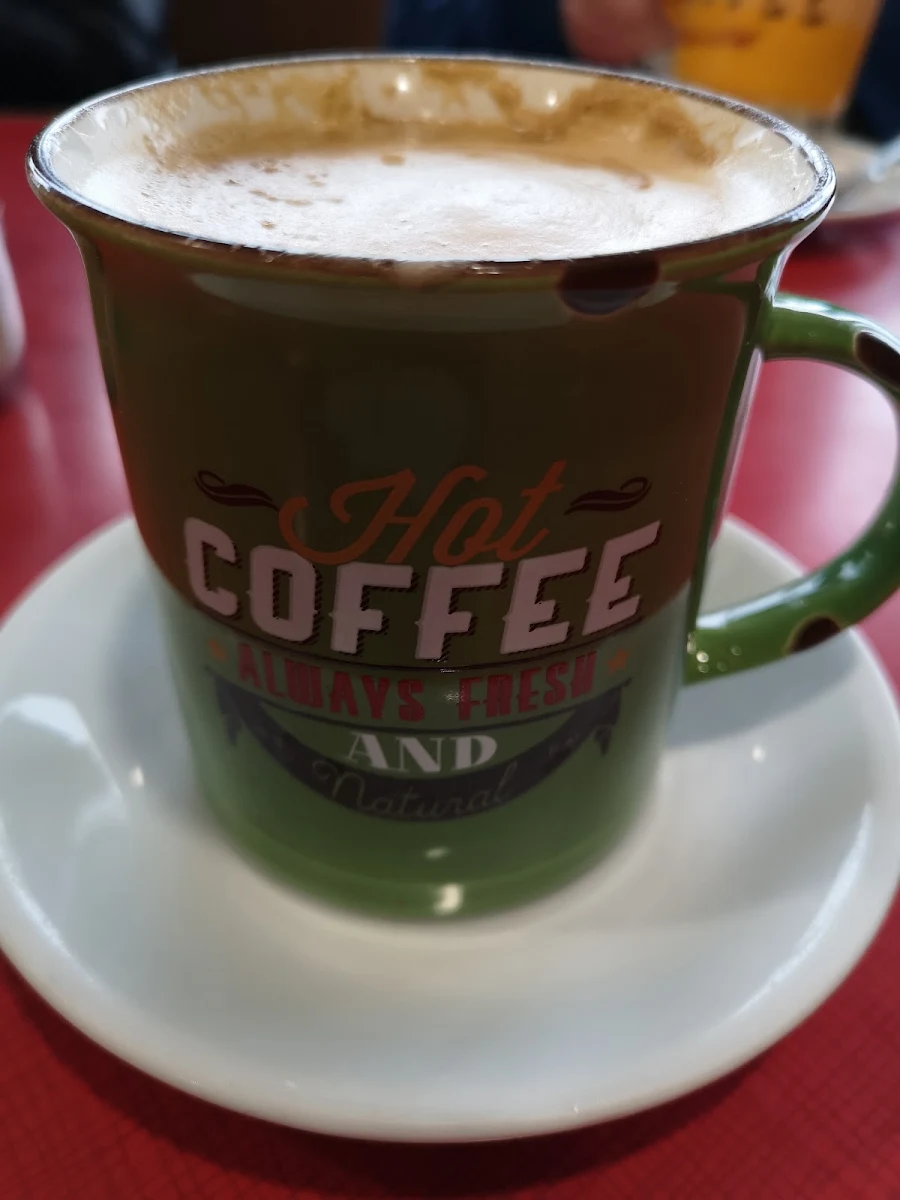Highlights, Red Door Cafe