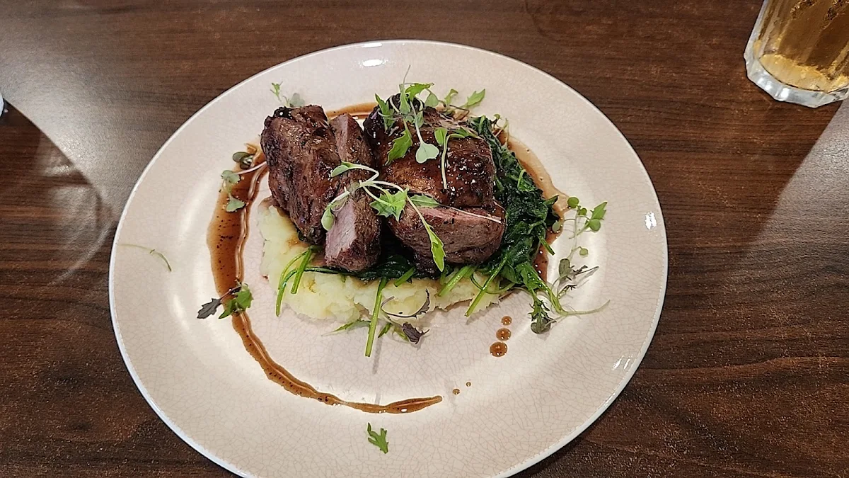 Lamb Rump, Europa at the Bay