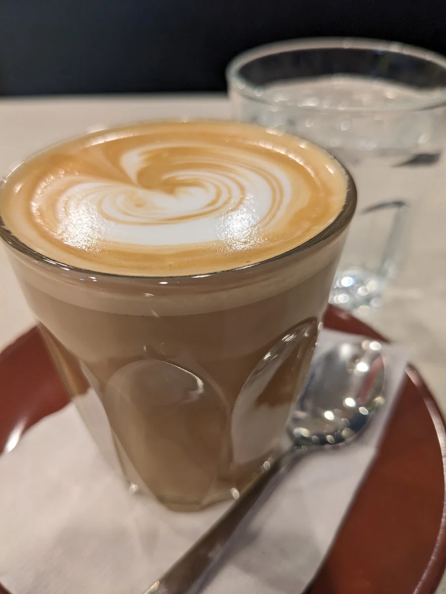 Latte, Europa at the Bay