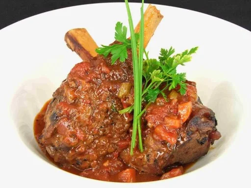 Stinchi Agnello, Europa at the Bay