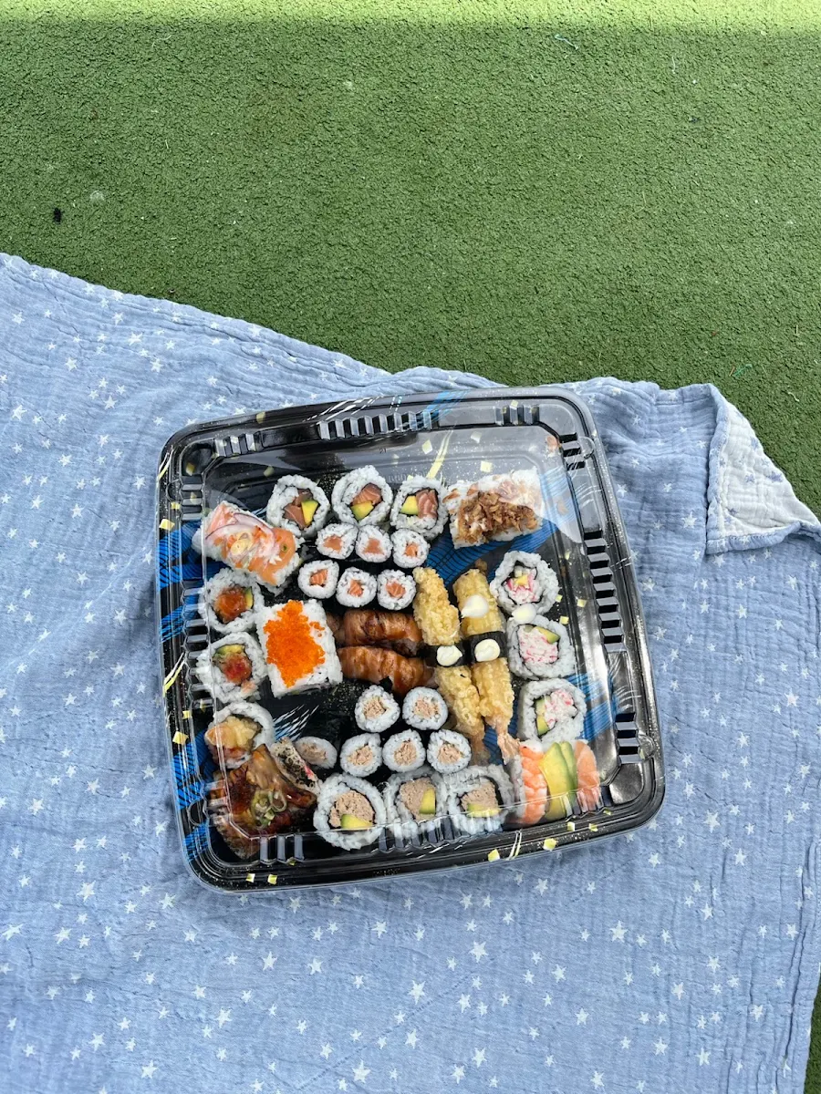 Highlights, Sushi Nikko