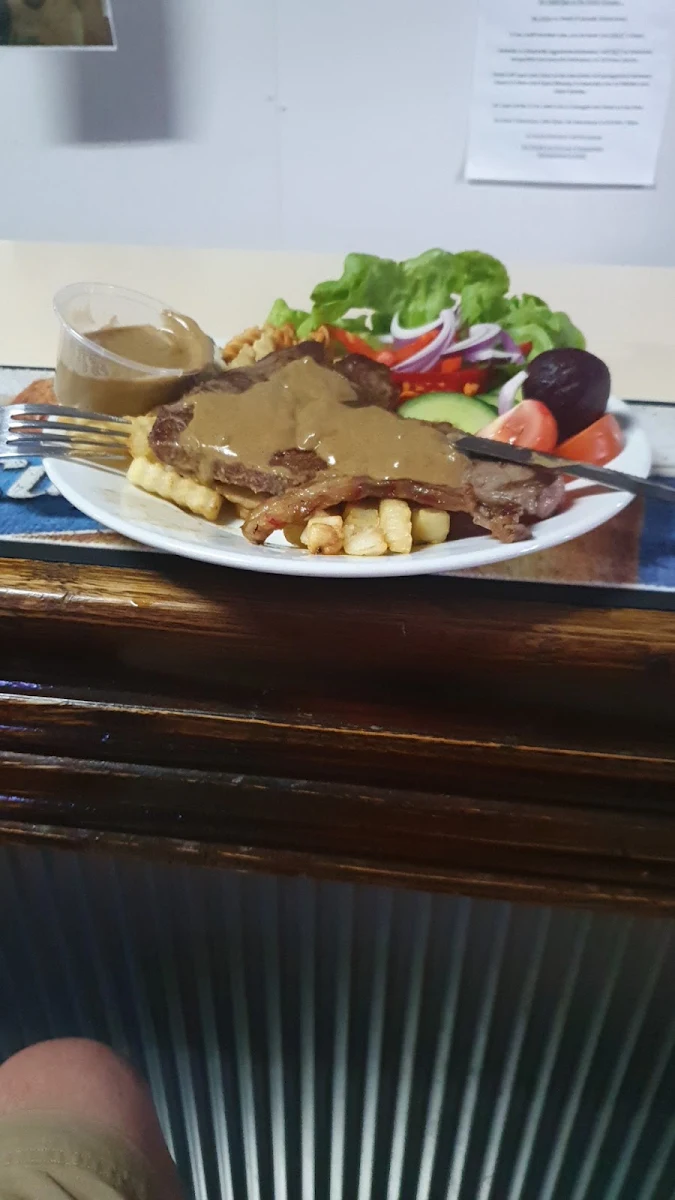 Highlights, Commercial Hotel Lake Cargelligo