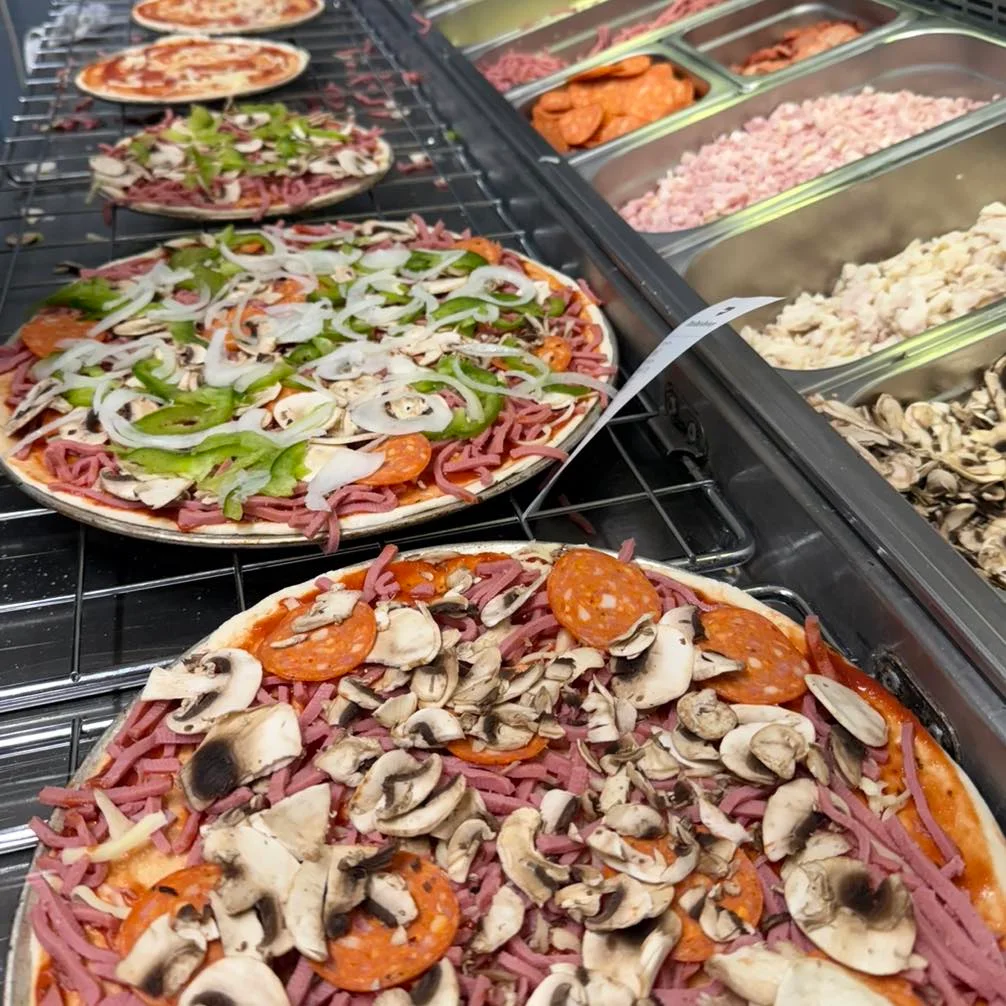 Highlights, Bel Air Pizza