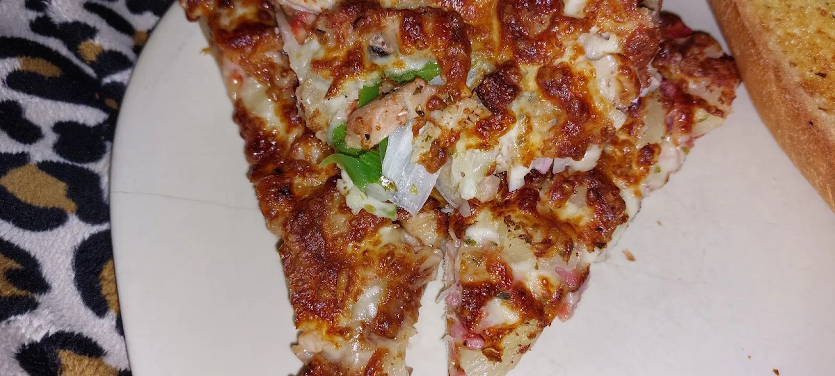 Highlights, Bel Air Pizza