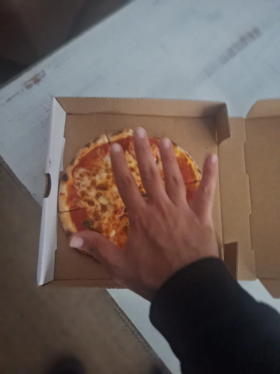 Highlights, Artie's Woodfire Pizza