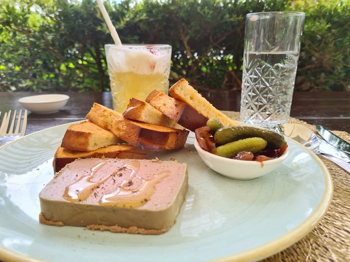 Pate, Gusto Riverfront Restaurant