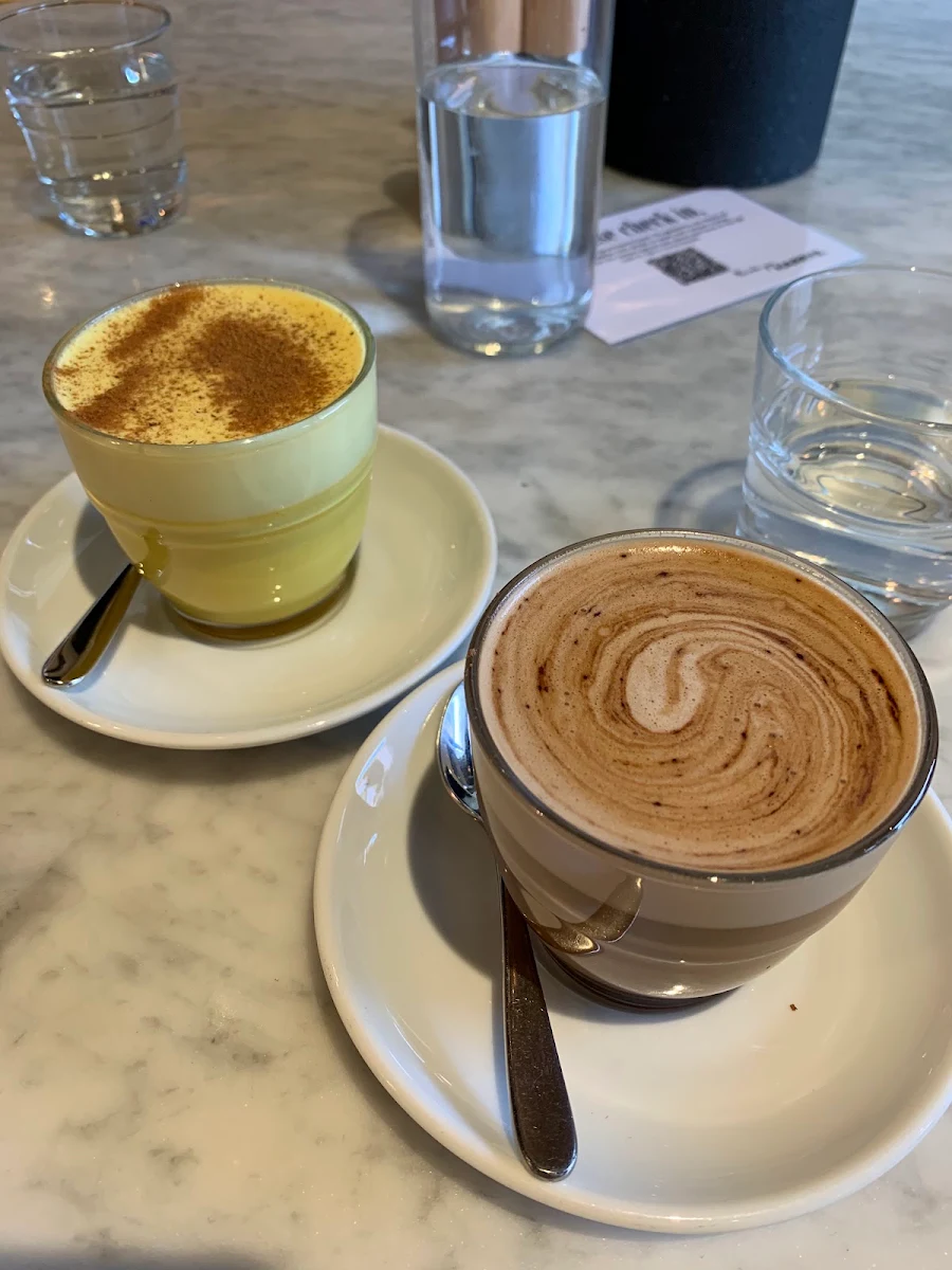 Almond Macadamia, Harrys Bondi