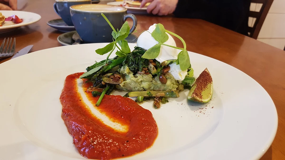 Avo Smash with Kale Feta Poached Egg as an Extra