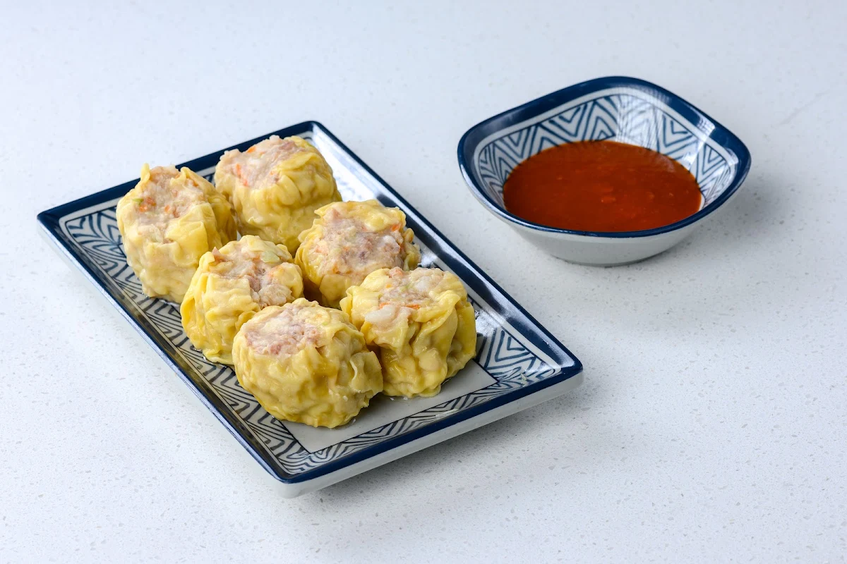 Steamed Dim Sim, Deli Noodles