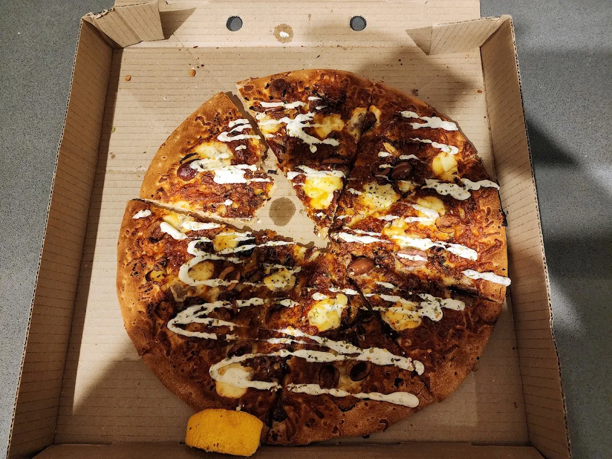 Highlights, Russo’s Organic Based Pizzeria