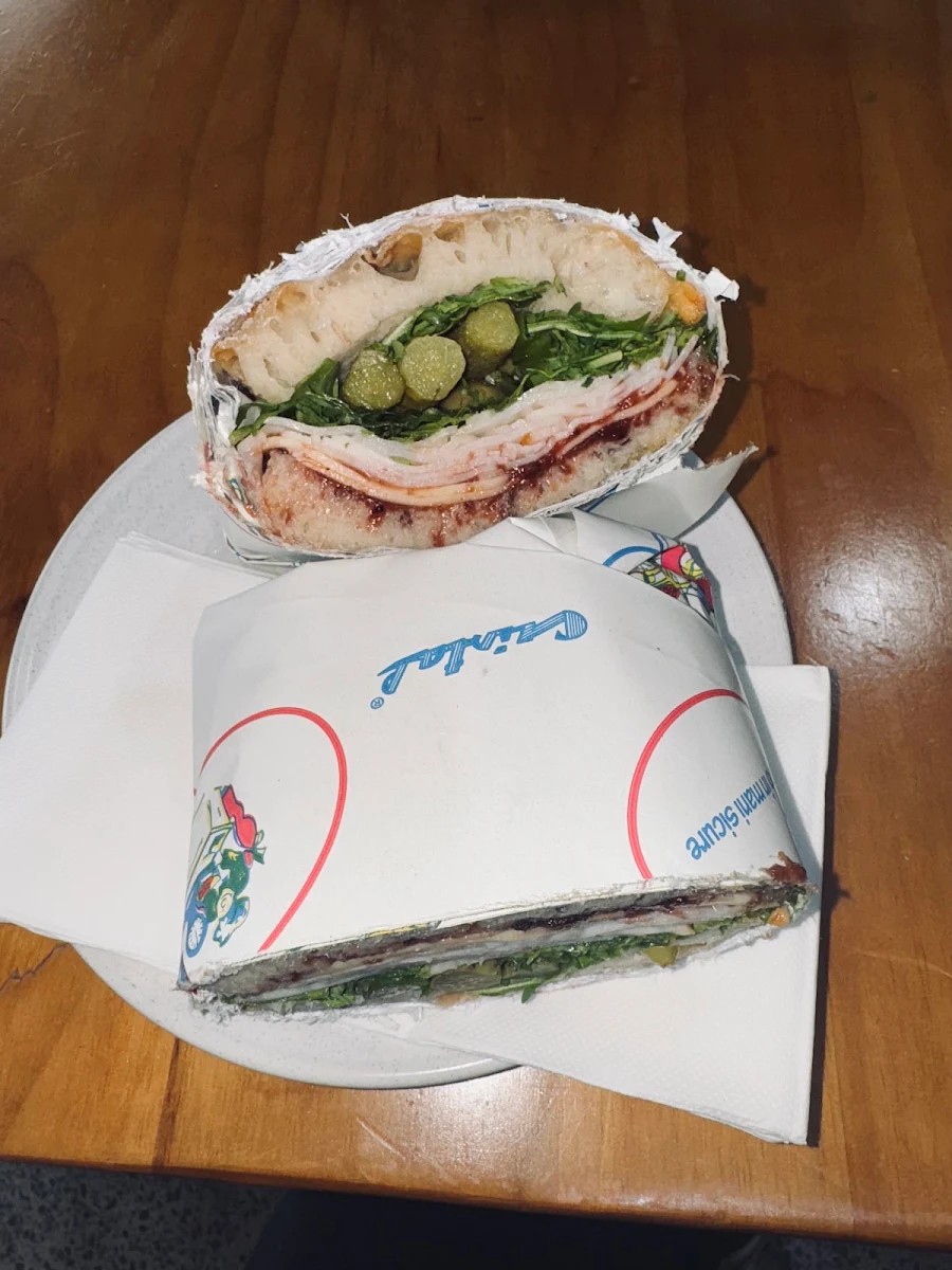 Highlights, Amorettis_panini_bar