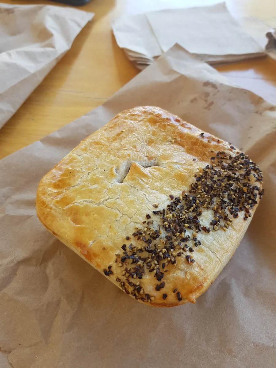 Highlights, Noosa Outlook Bakery