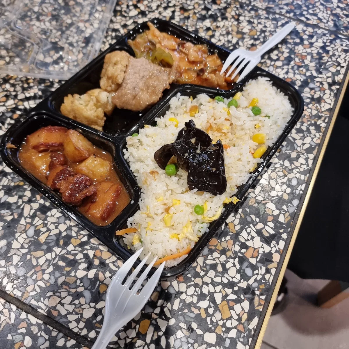 Pork and Rice, Rainbow Delicacy