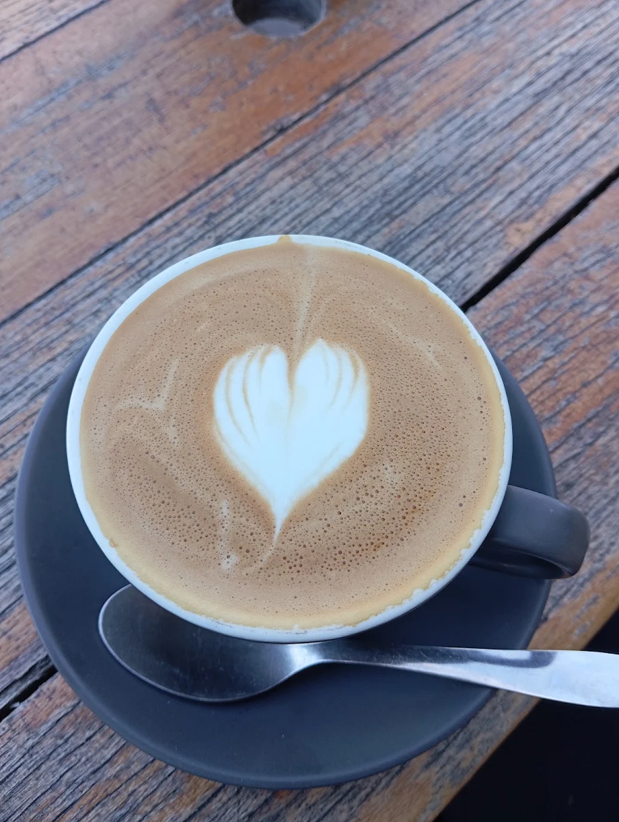 Flat White, Granite