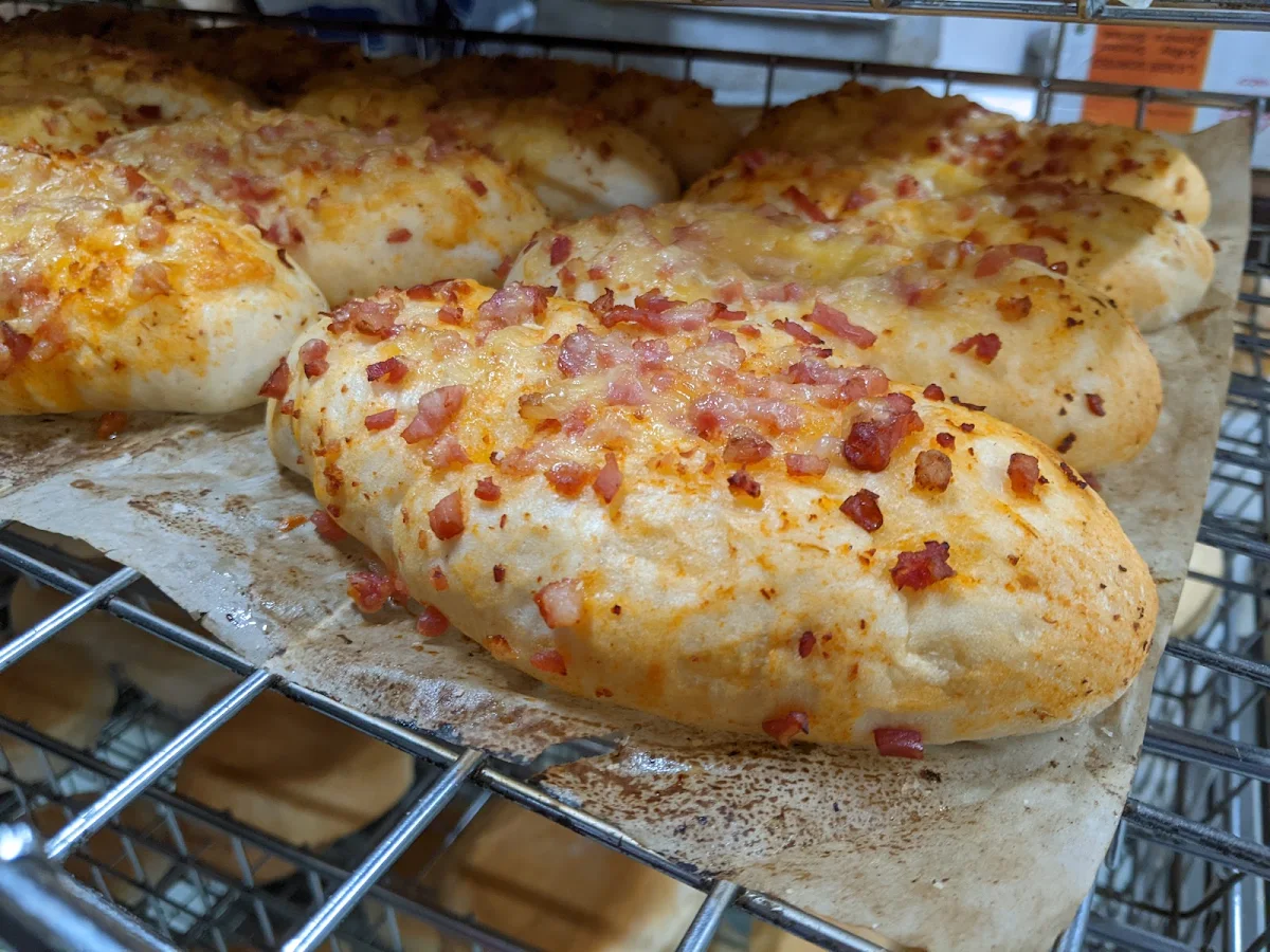 Highlights, Chelsea Bakery