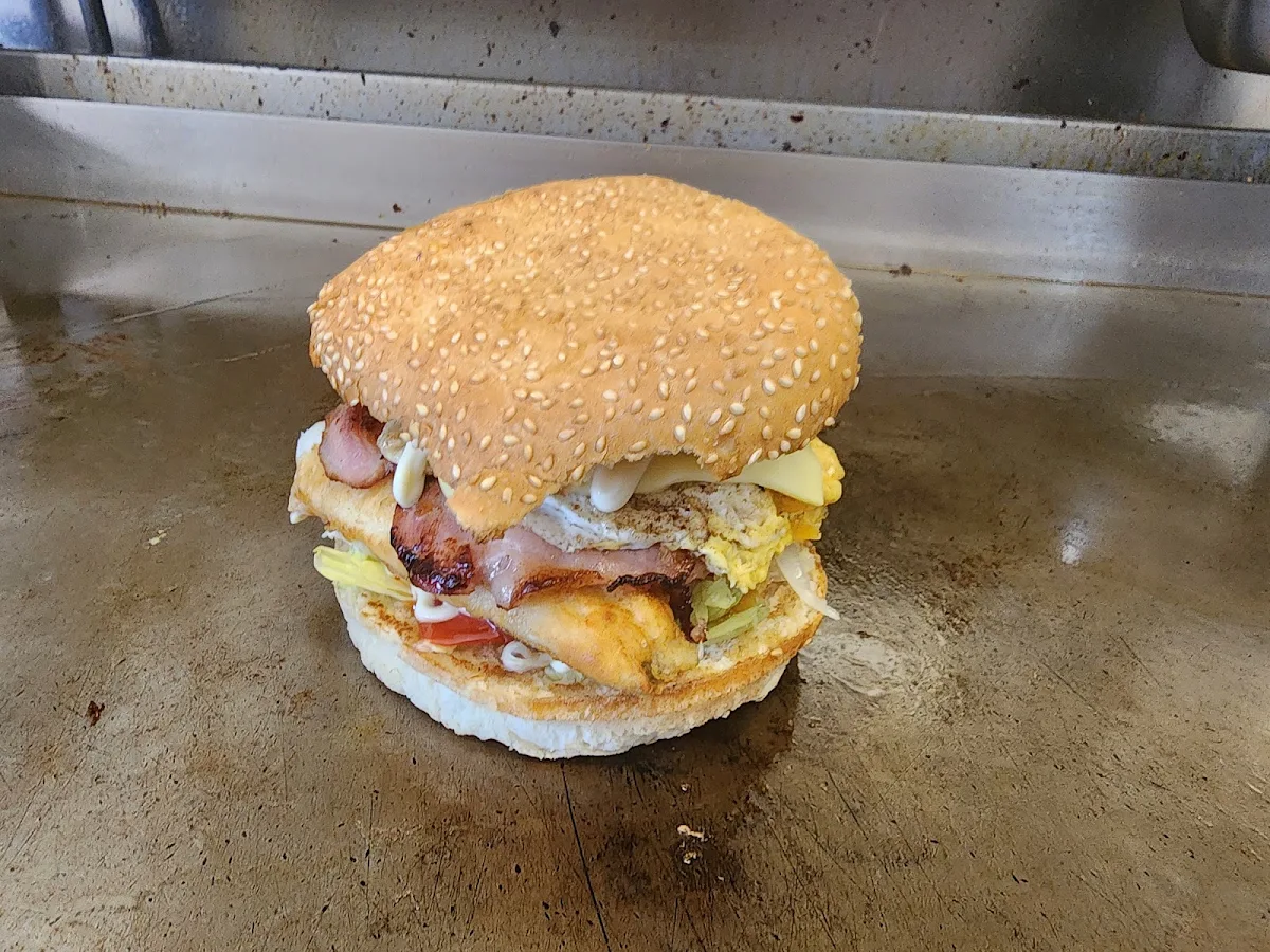 Highlights, Farah Fast Food