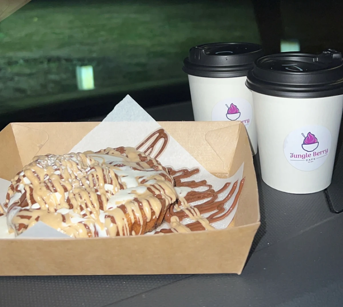 Highlights, Jungle Berry Cafe