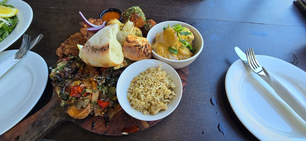 Tapas, Flow Bar