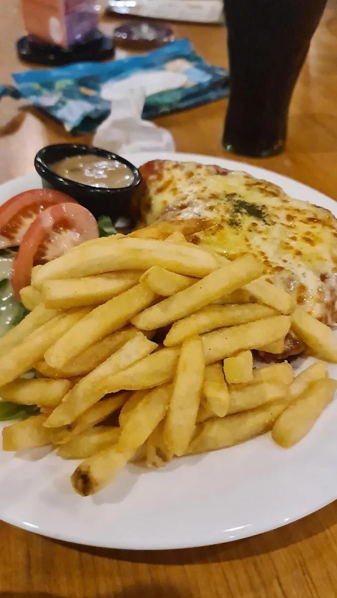 Parma & Chips, Sandown Park Hotel