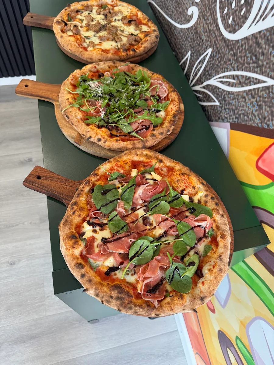 Highlights, Mama Poverello's Pizzeria