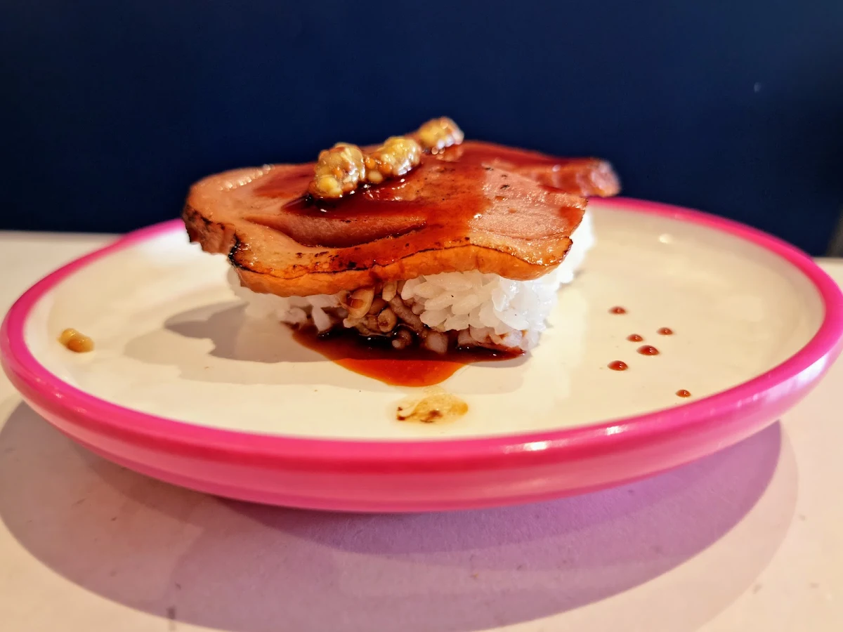 Aburi Duck, Hane Sushi