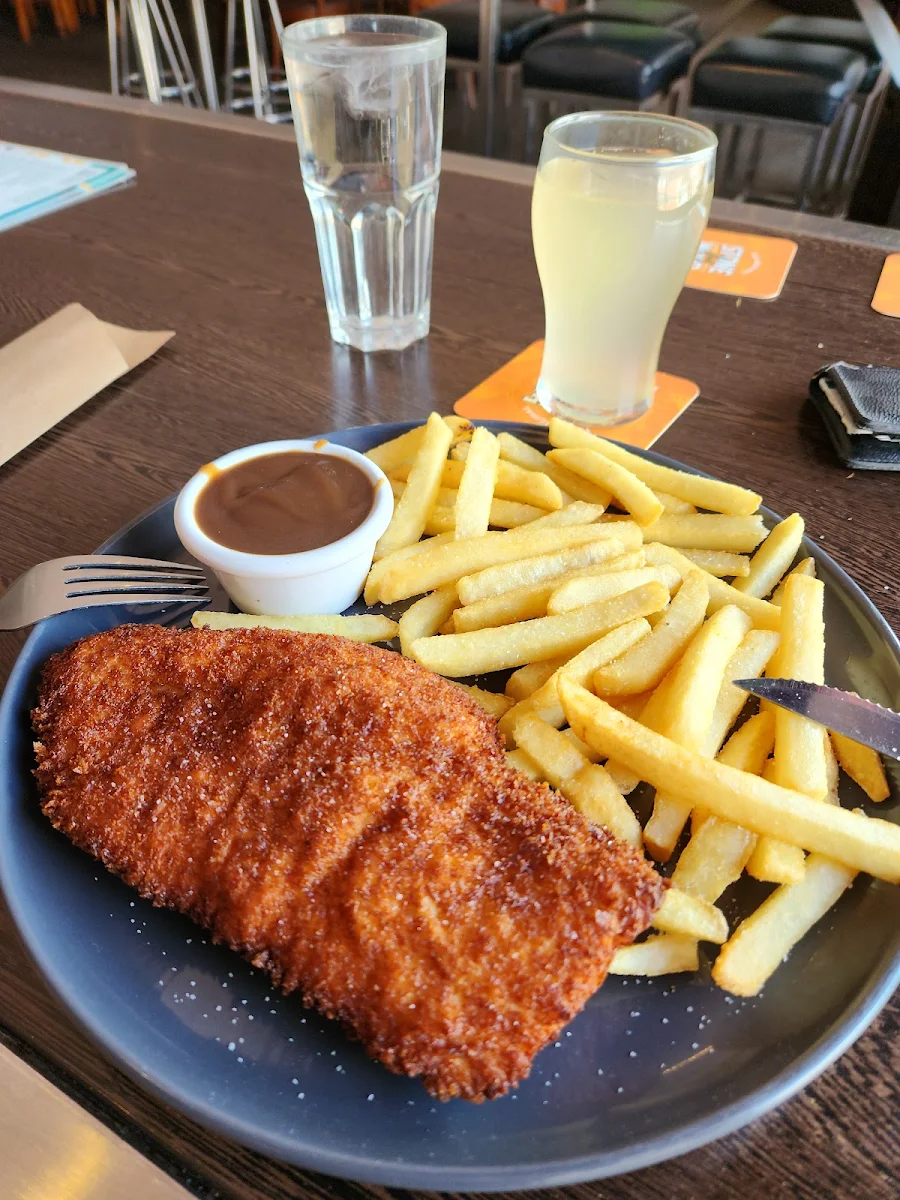 Chicken Schnitzel & Chips