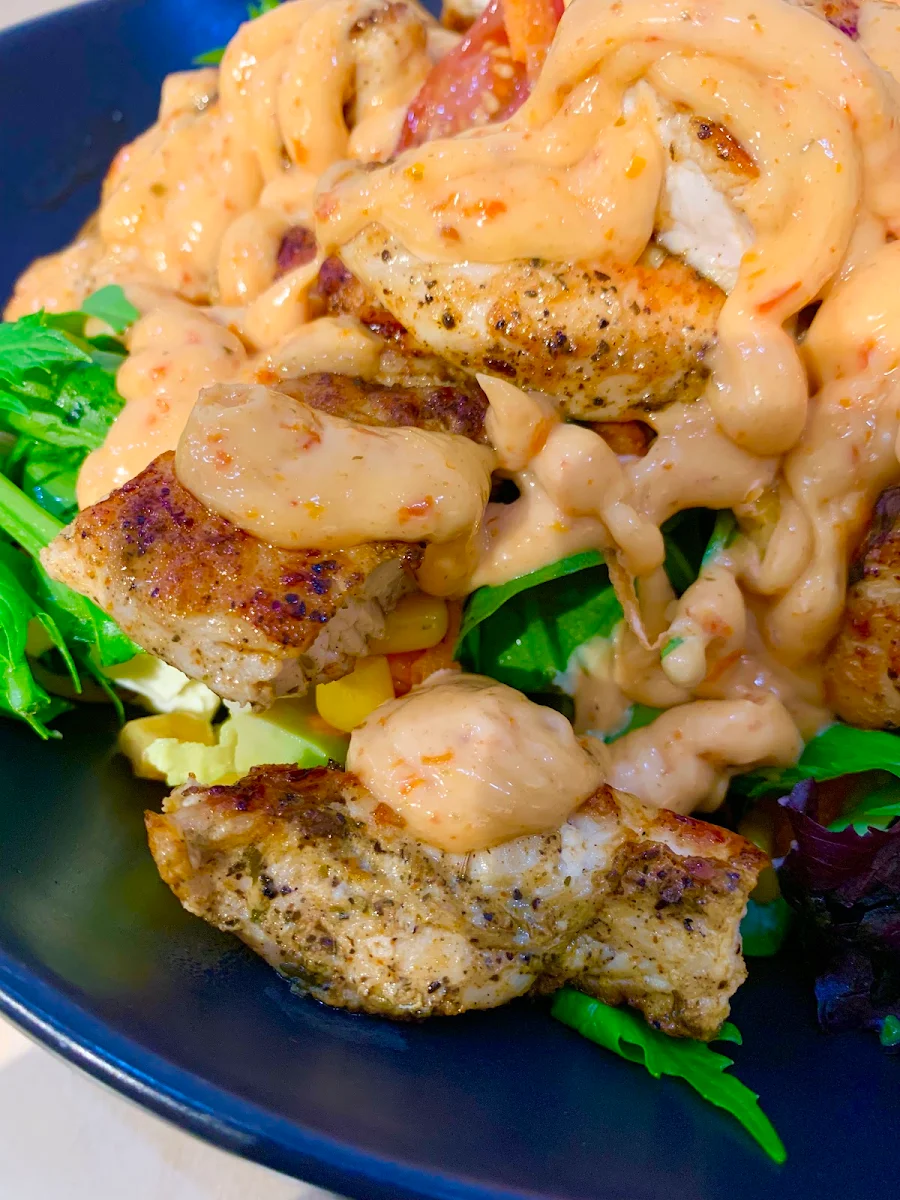 Grilled Chicken Avocado Salad