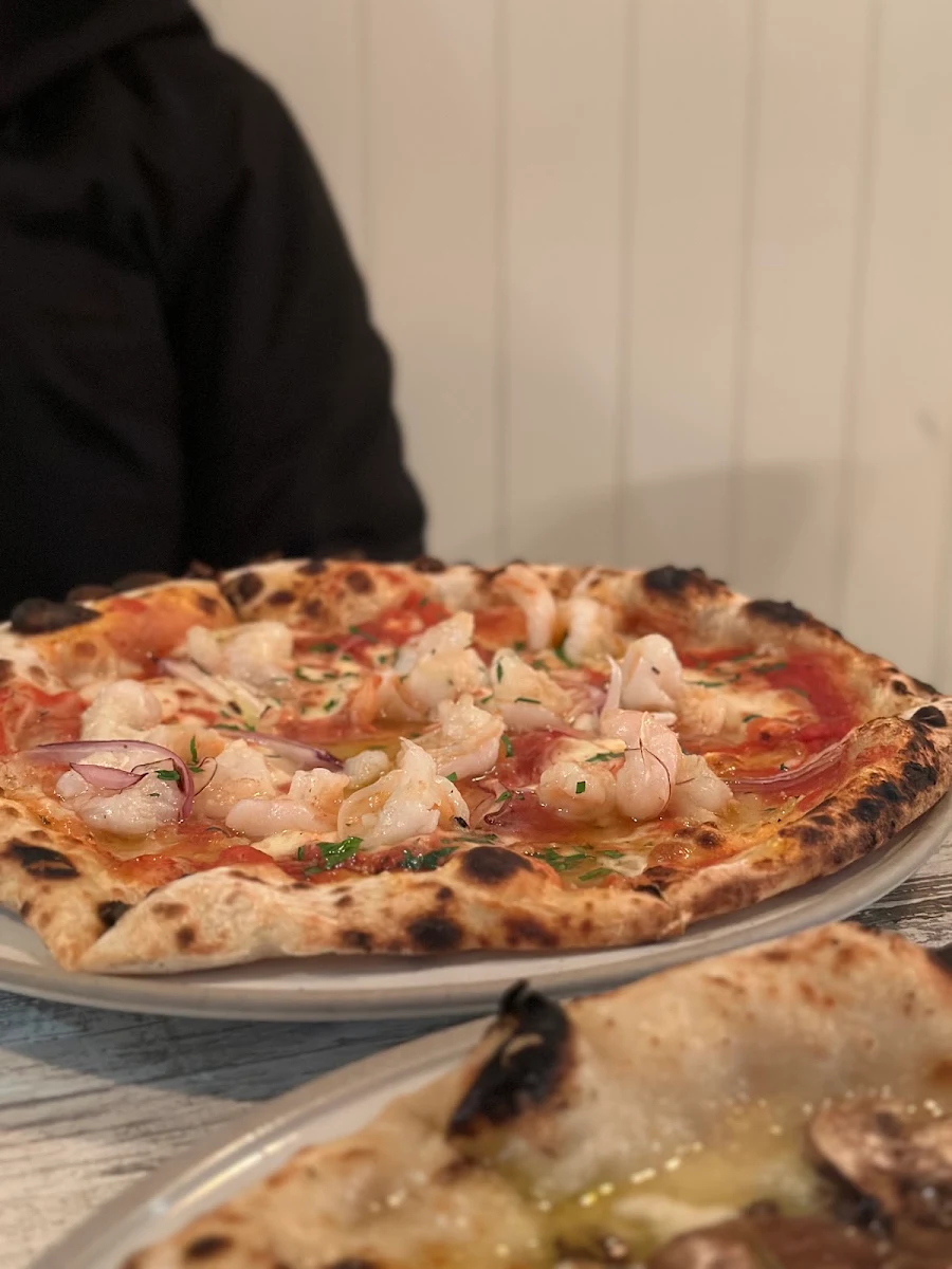Highlights, Sorrento Pizzeria Empire Bay
