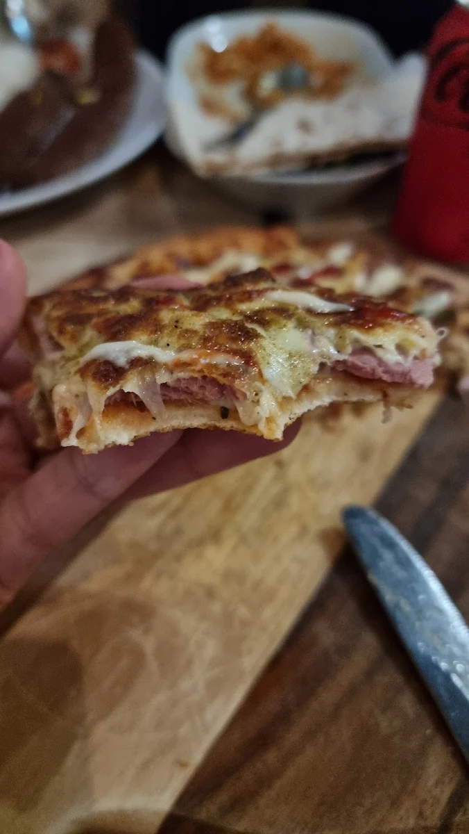 Persian Cheese Pizza