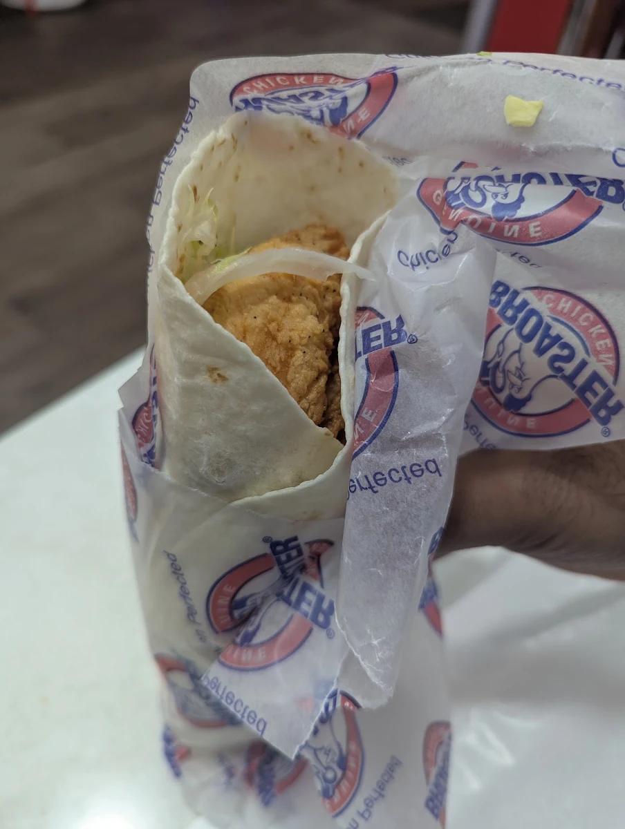 Chicken Tortilla Wrap, Broaster Chicken Epping