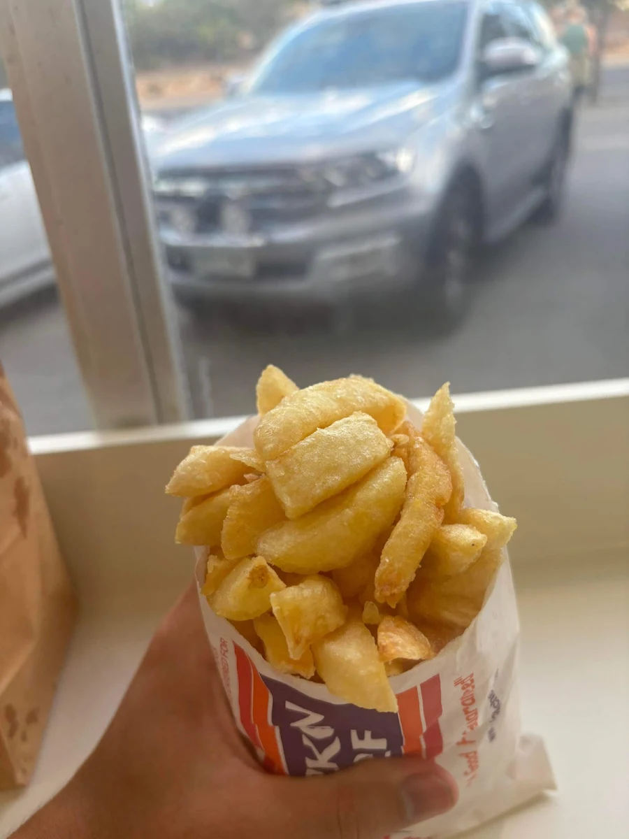 Medium Chips, Chicken Chef