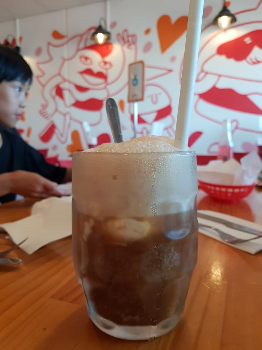 Root Beer Float, Johnny's Burger's Canning Vale