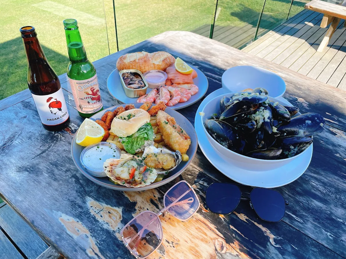 Highlights, Fishers of Freycinet