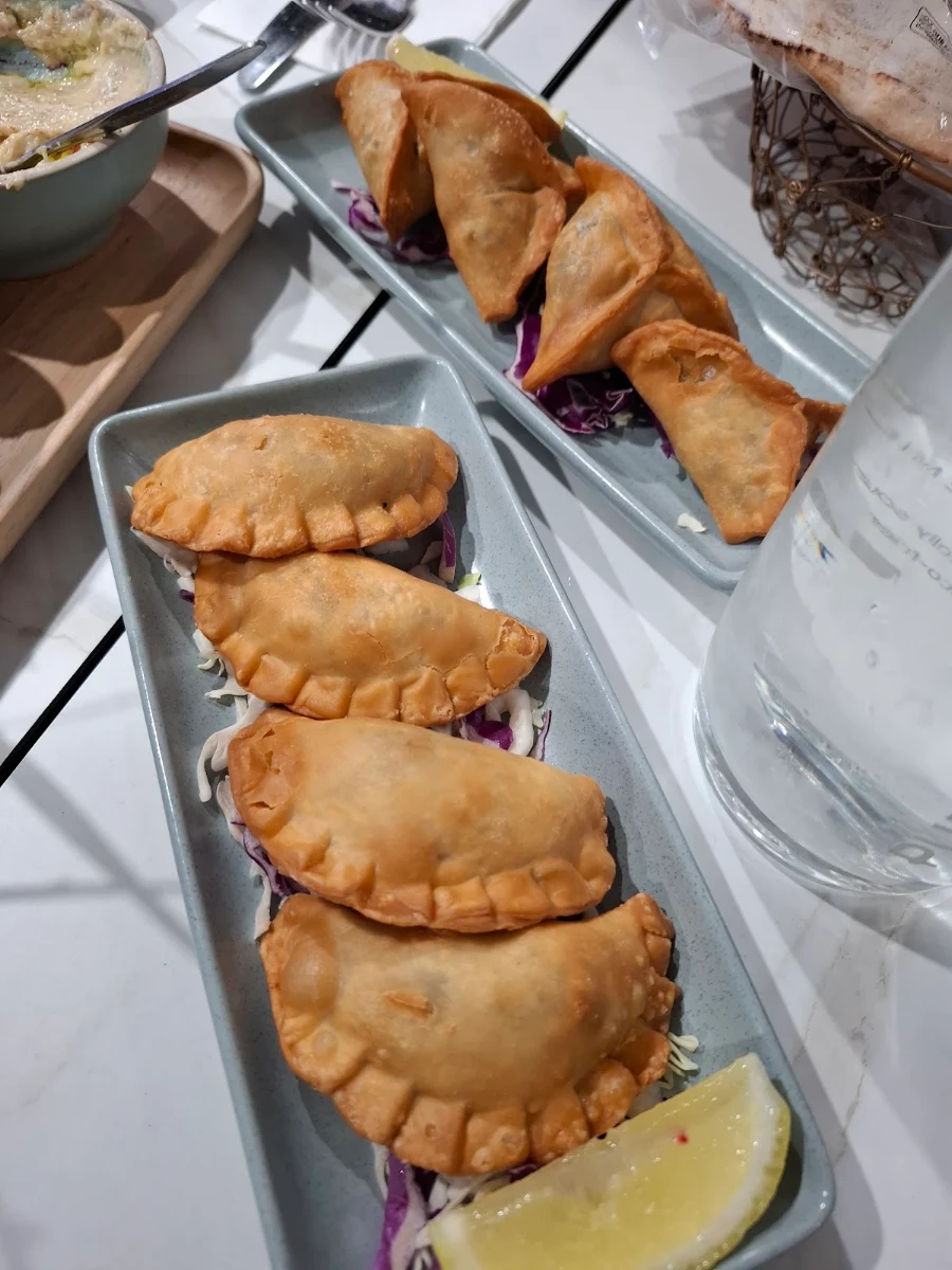 Sambousik Meat