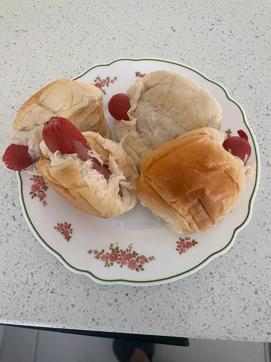 Hot Dogbun, Bonbons Bakery Craigieburn