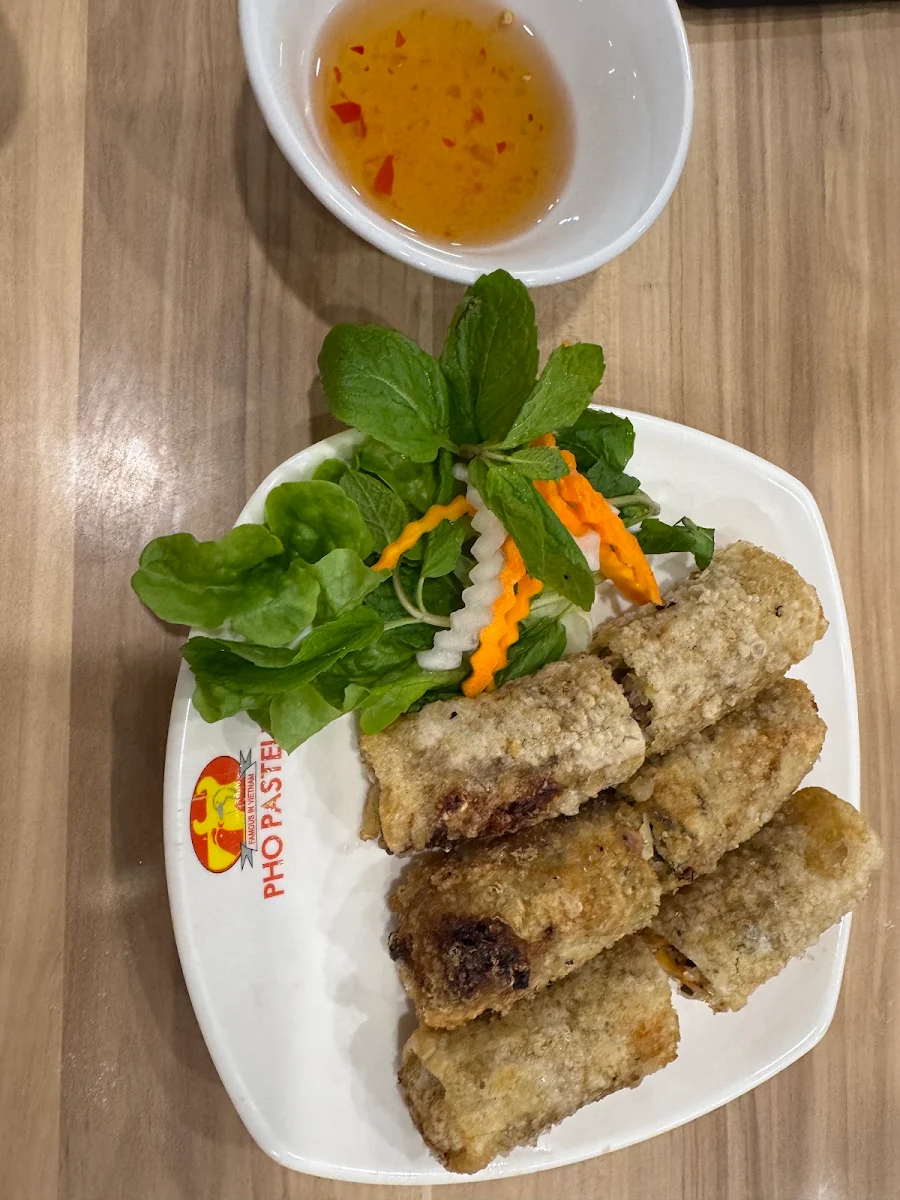 Northern Spring Rolls 3pc, Pho Pasteur