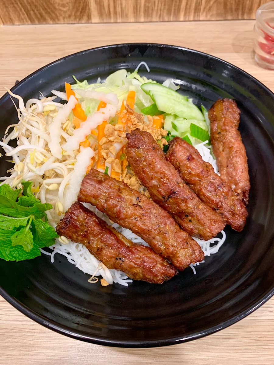 Seafood Spring Rolls 6pc, Pho Pasteur