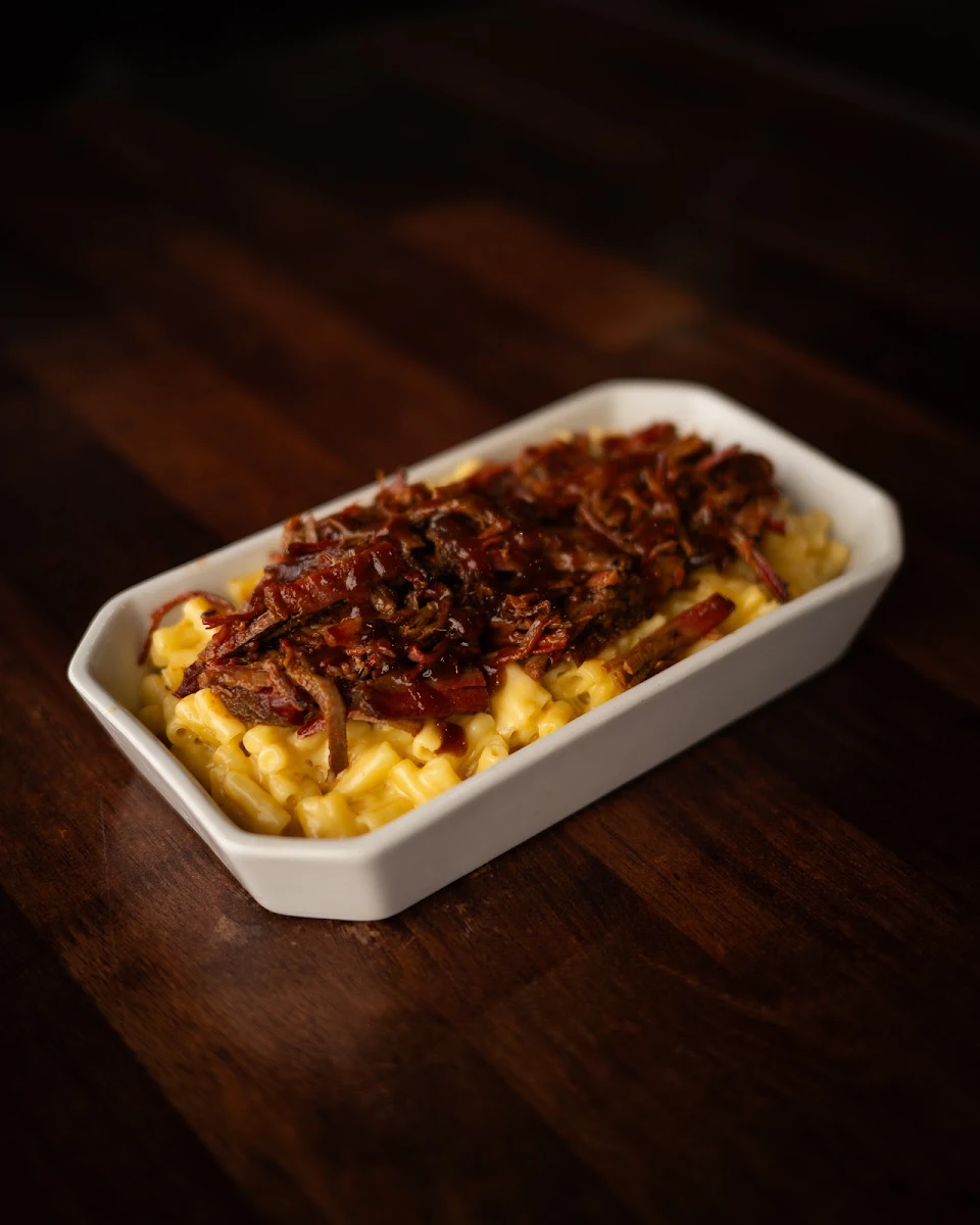 Highlights, Benny's Smokehouse Bar & Grill - Rye