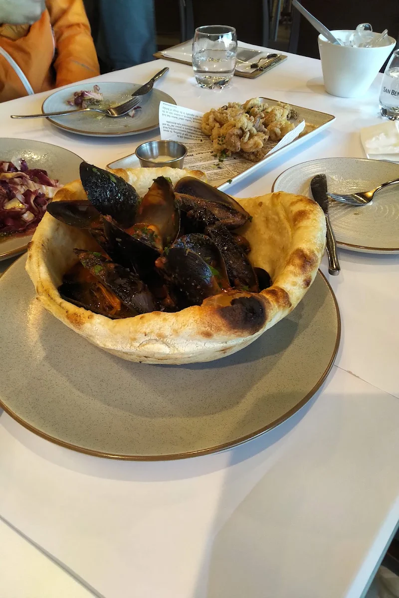 Hot Bread, TRATTORIA SOTTO CASA