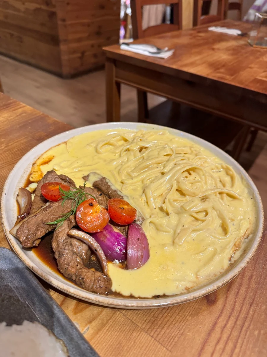 Highlights, Ayahuasca Restaurant