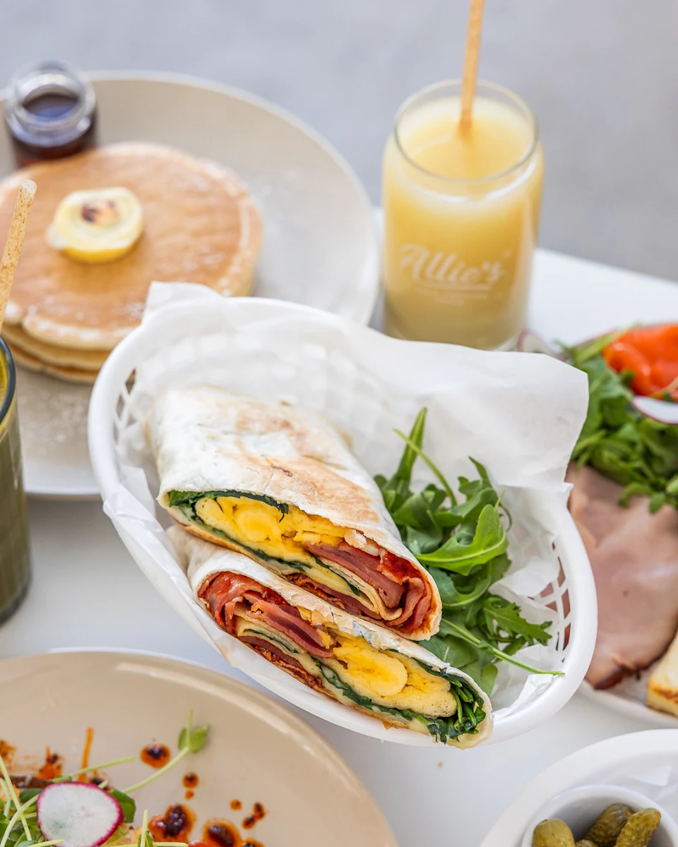 Breaky Wrap, Oli's Cafe