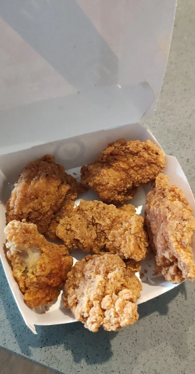 Mcwings, McDonald's Clyde