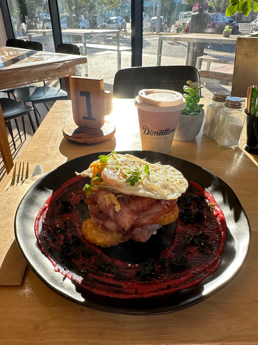 Highlights, Shamali's Cafe & Bistro