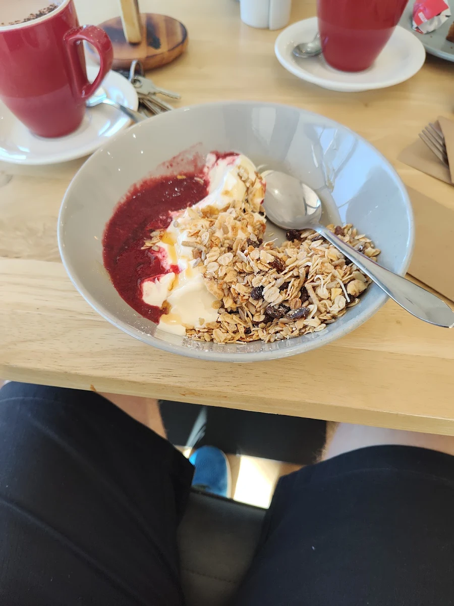 Highlights, Shamali's Cafe & Bistro