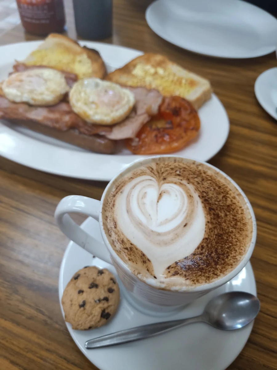 Highlights, Jenny’s Central Snack Bar