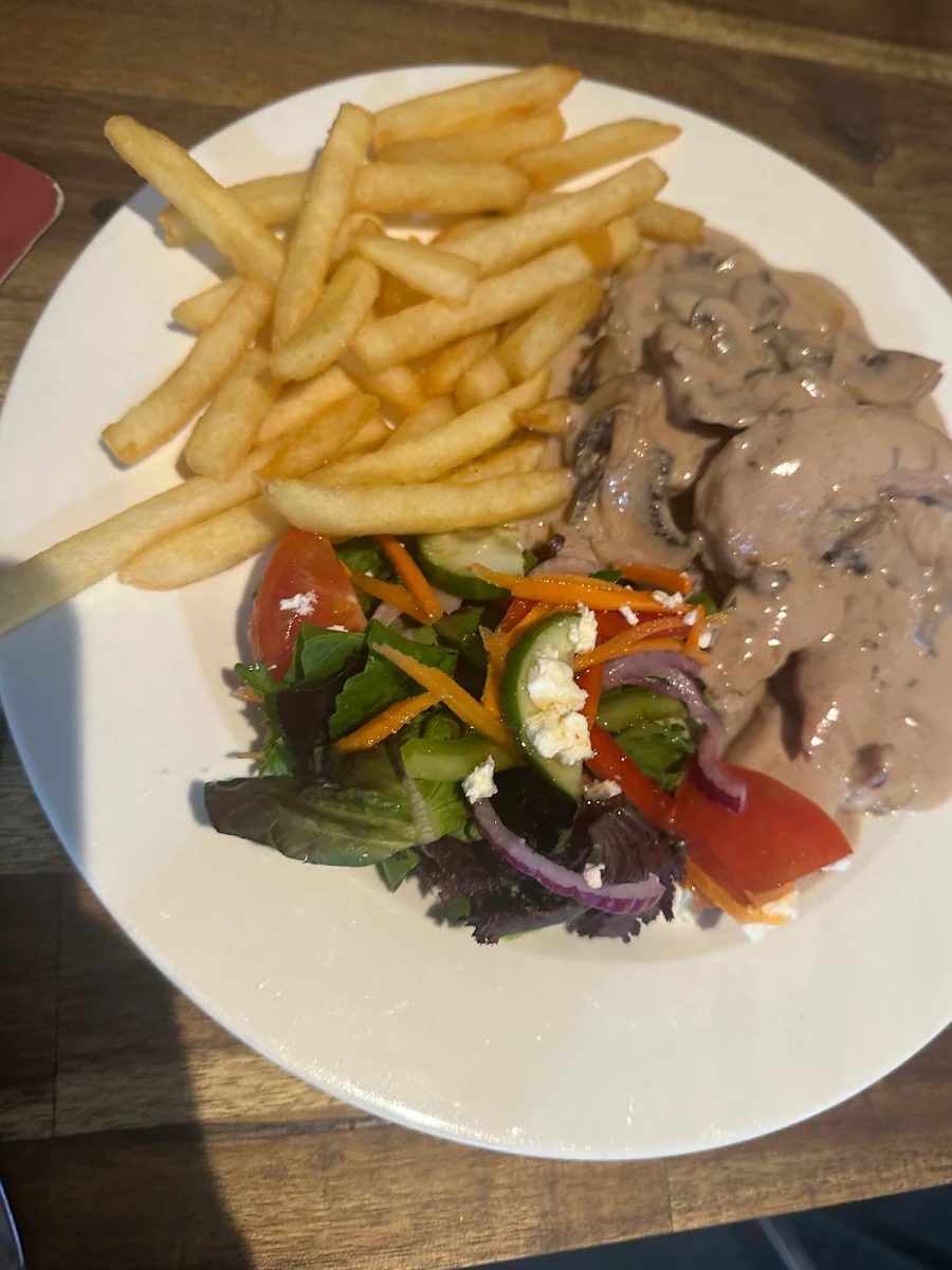 Highlights, Gordon Hotel & Bottle Shop, Gordon VIC
