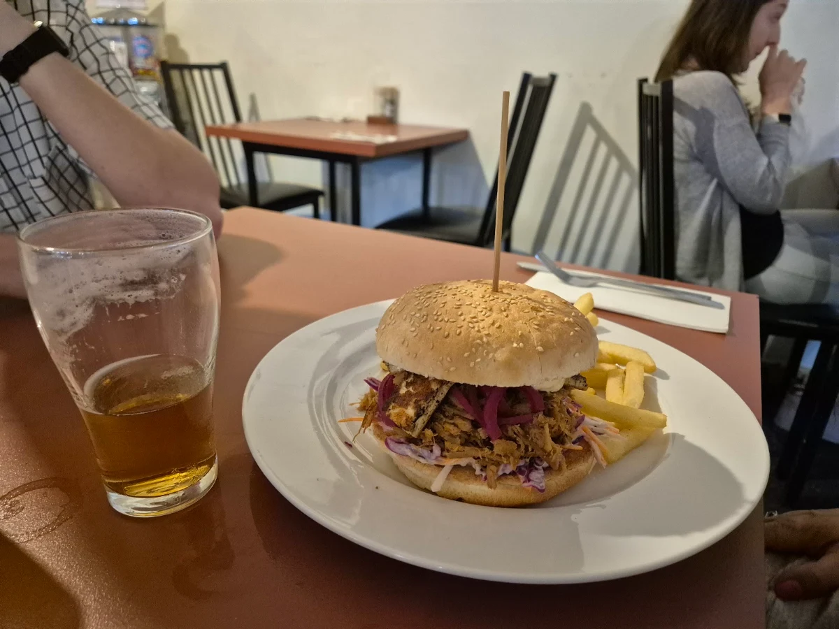 Highlights, Gordon Hotel & Bottle Shop, Gordon VIC