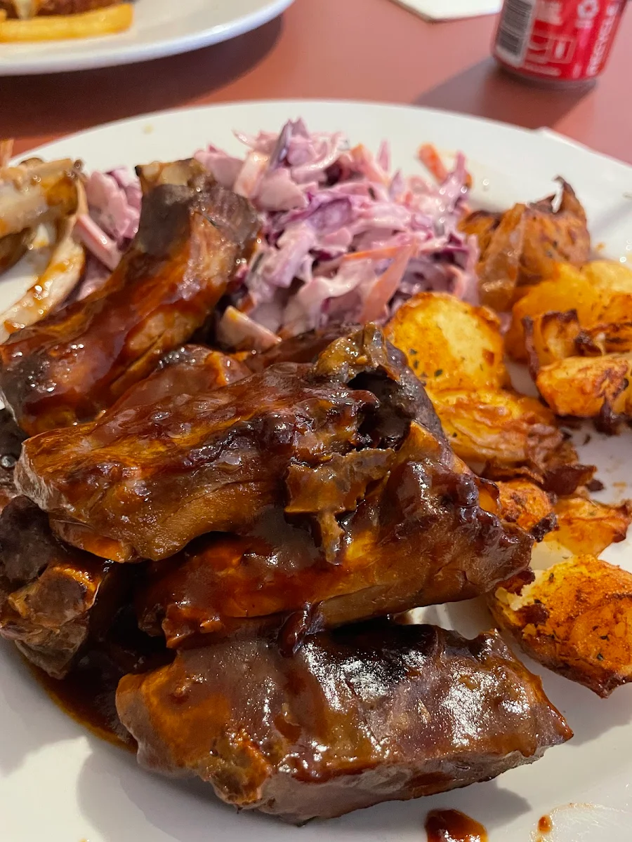 Highlights, Gordon Hotel & Bottle Shop, Gordon VIC